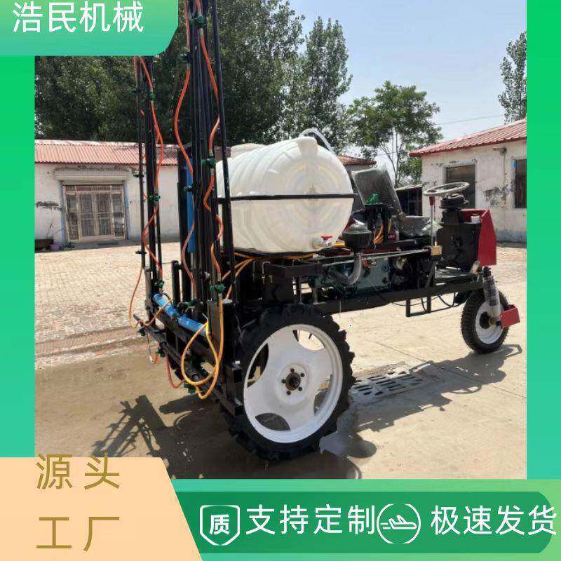 新款高架四轮自走式打药车四驱喷杆式喷雾机高底盘座驾式喷药车