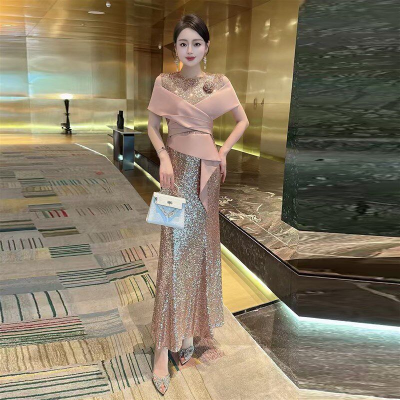 2025春夏设计感亮片露肩高级感轻奢优雅婚喜妈妈宴礼服连衣裙鱼尾