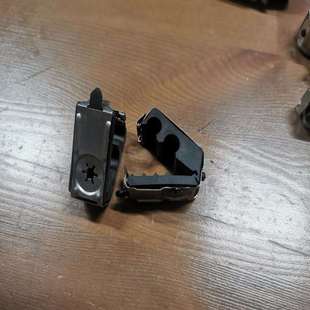 190 201 8D0 帕萨特A6A4速派燃油管卡子夾子二孔三孔8D0201190A