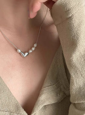 简约珍珠爱心项链女冷淡风气质百搭创意锁骨链ins小众颈链