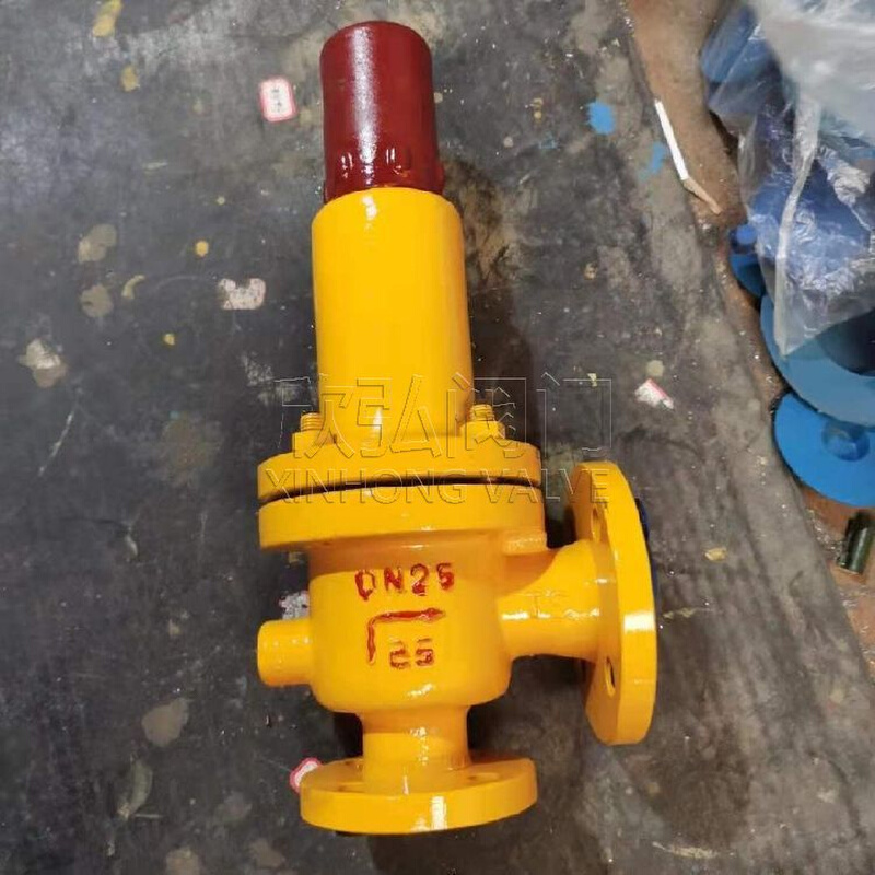 A42F46衬氟安全阀 法兰 全封闭式 高温 高压 欣弘阀门