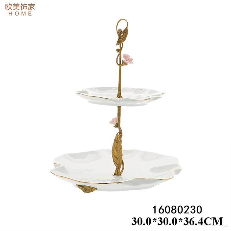 特 陶瓷水果盘欧式果盘客厅家用 欧式陶瓷配铜果盘茶几装饰摆件