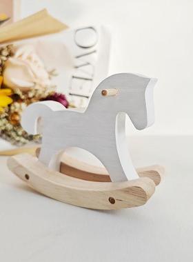 实木小木马桌面摆件创意儿童玩具可爱装饰品摇摇马送礼日常动物