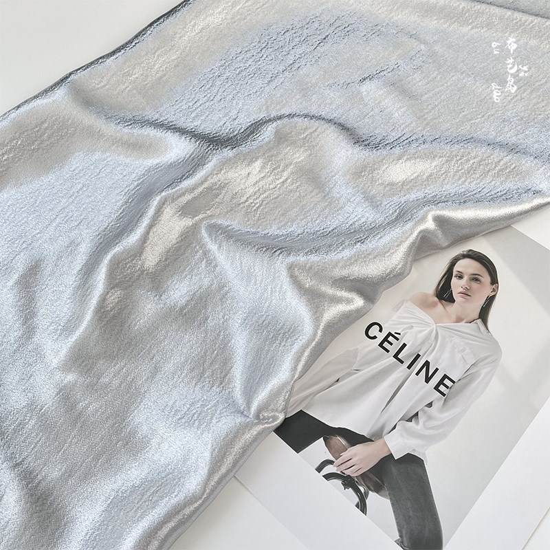 布艺岛 银色超光泽水波纹麻纱缎时装设计师服装面料 礼服diy布料C