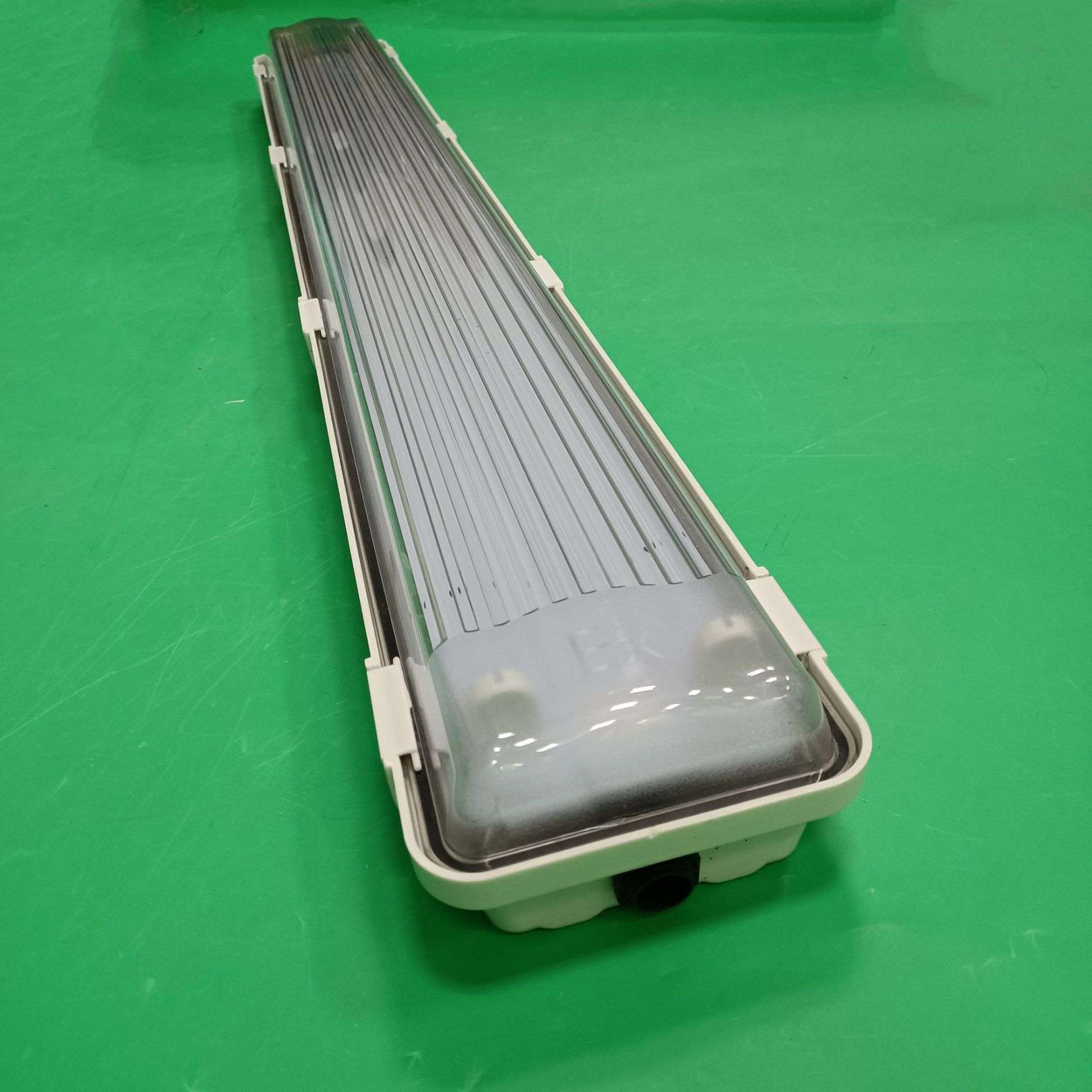 厂家防爆防腐led三防灯单双管防爆三防灯支架1.2米仓库防爆三防灯