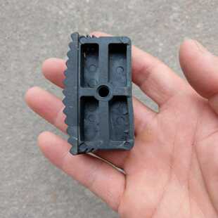 en131梯子脚套内塞脚垫铝合金升降梯组合梯两拖三托梯子黑防滑垫