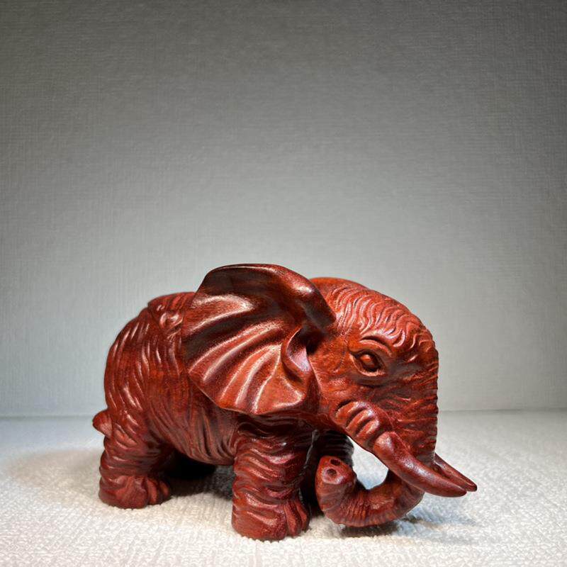 小叶紫檀木雕大象摆件实木血檀富贵象手把件红木雕刻收藏工艺礼品