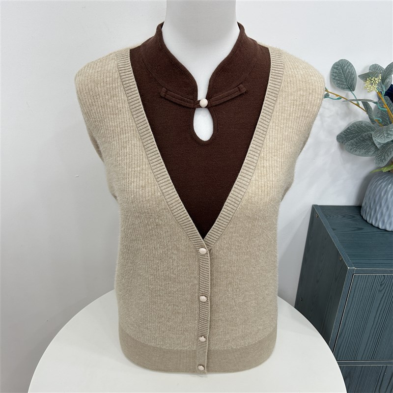 妈妈秋冬旗袍领打底衫女加绒保暖衣中老年L冬装洋气毛衣内搭新款