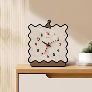 桌面时钟小摆件海绵饼干 干创意摆放式静音钟表客厅时尚简约摆台