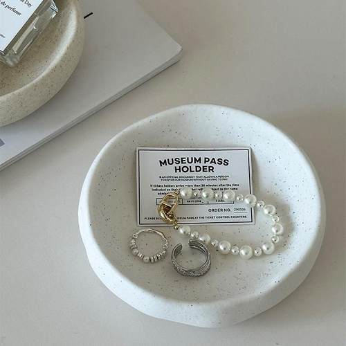 ins陶瓷收纳盘首饰戒指展示盘玄关高级桌面置物盘圆形装饰品摆件