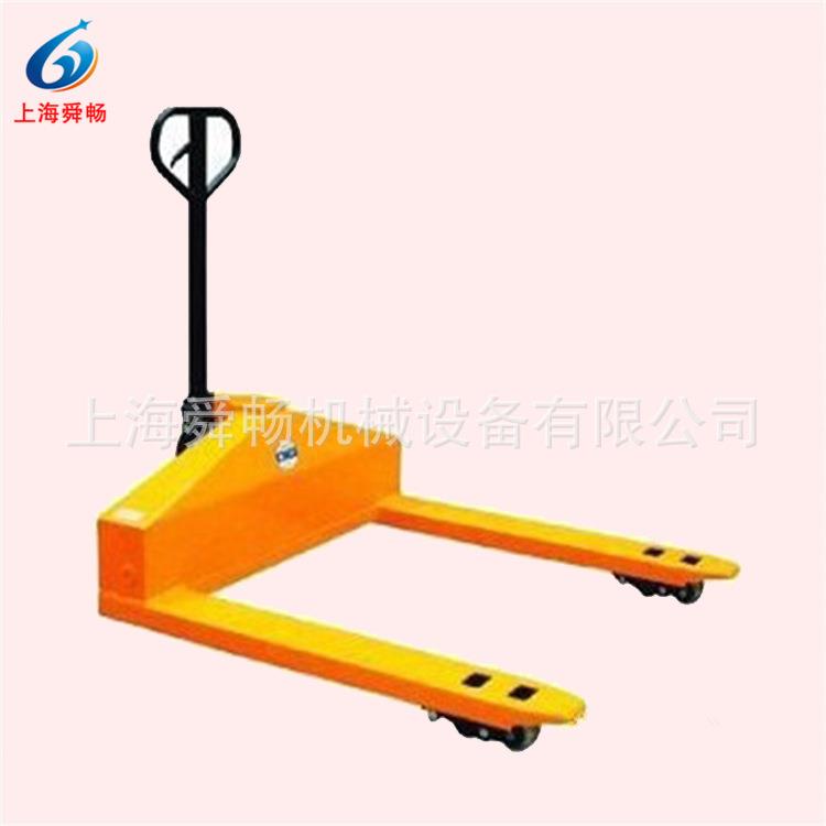 供应5吨重载型液压叉车宽腿式液压升降搬运机手动油压铲车