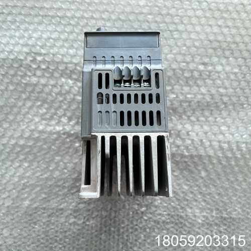 台达变频器VFD007E43A，功能完好无维修。三相运行，输