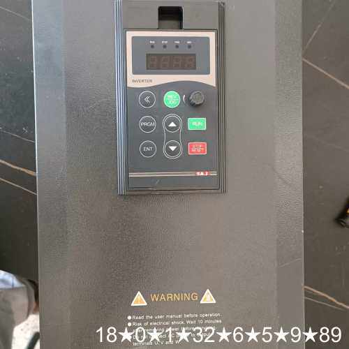 三晶变频器。型号:800B-4T011GB/015PB。11