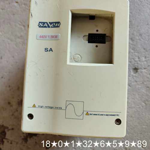 三基变频器SA-4015B，1.5KW功率，440V，三相3