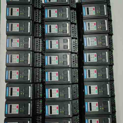 议价汇川400W变频器MD200SO.4B适用