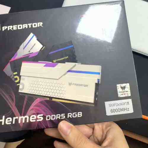 宏碁冰刃32G(16G×2) DDR5 6000 C28台