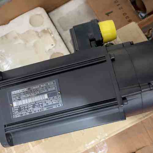 电机 MAC071B-0-TS-3-C/095-B-1