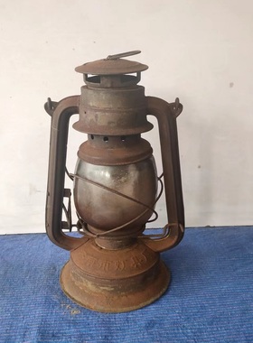 优选复古煤油灯老马灯提灯民俗老物件电视电话机录音机缝纫机怀旧