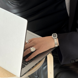 【新年礼物】职场小方糖手表时尚轻奢钢带女士石英表高级送女友