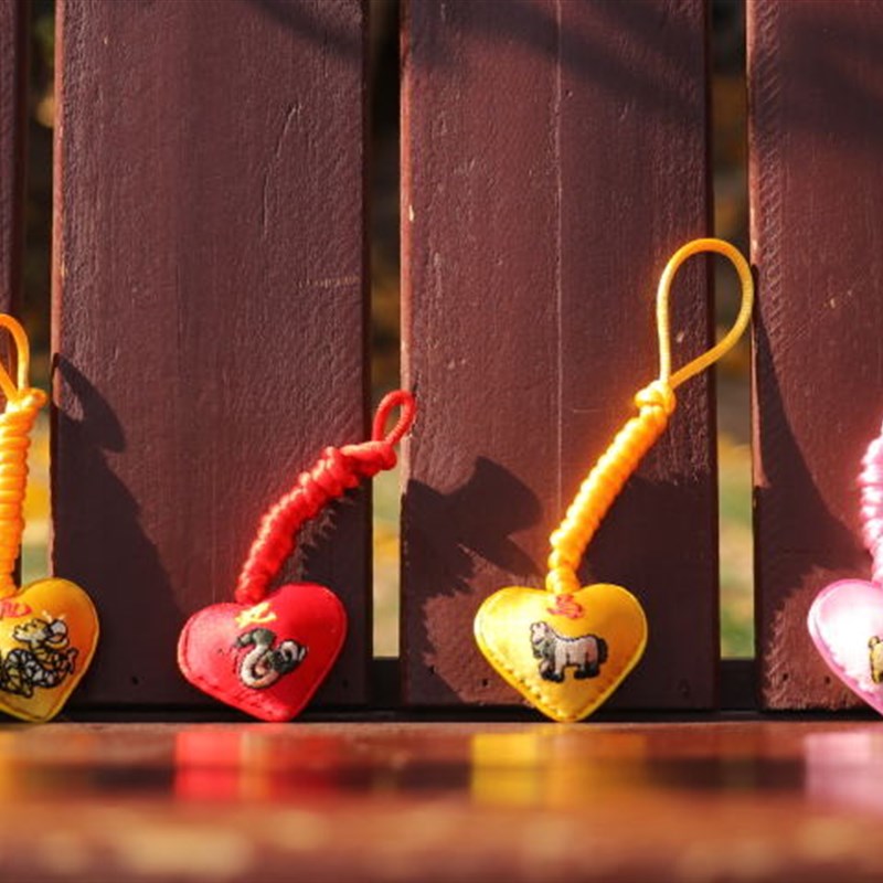 徐州马庄香包小十二生肖刺绣香囊 手工随身 儿童 防疫生日礼物