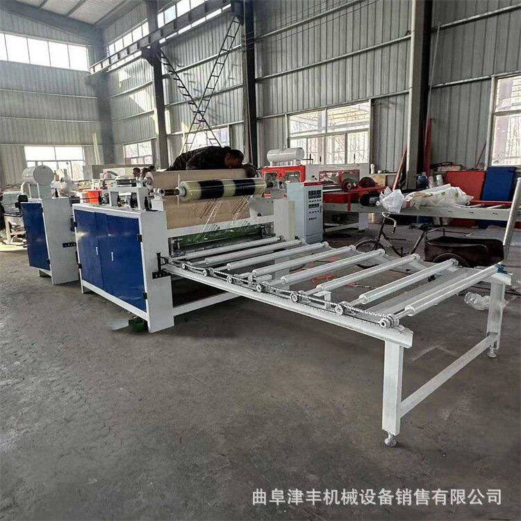 硅酸钙板复合彩钢板复合机津丰 防火板铝箔PUR热熔胶平贴机