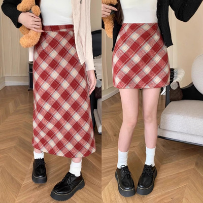 港风大码胖mm毛呢格子半身裙女春秋2024新款小个子红色a字包臀裙