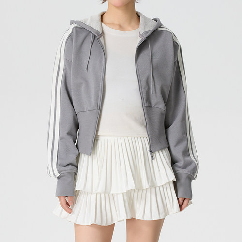 阿迪达斯女装2026新款春季运动服短款针织夹克休闲训练外套KX8906