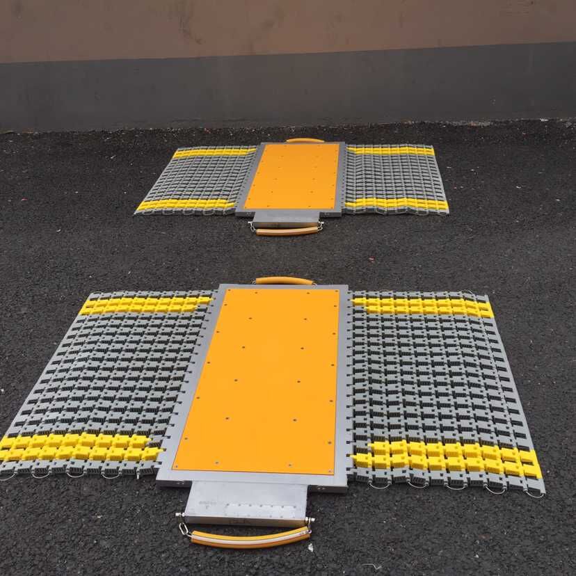 乌鲁木齐80吨便携式轴重秤 无线便携式车轴称重仪 100T便携式地磅