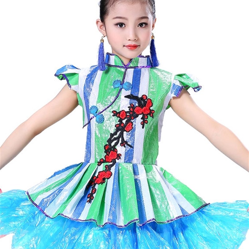 儿童环保走秀亲子表演服装女童环保演出裙手工制作舞台创意报纸服