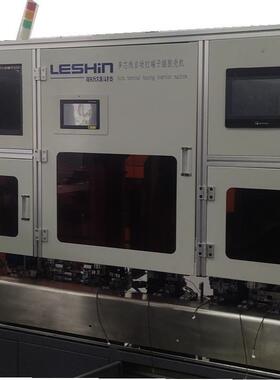 科技LX-560P-A全自动插胶壳机,多芯线单头双头自动插壳机