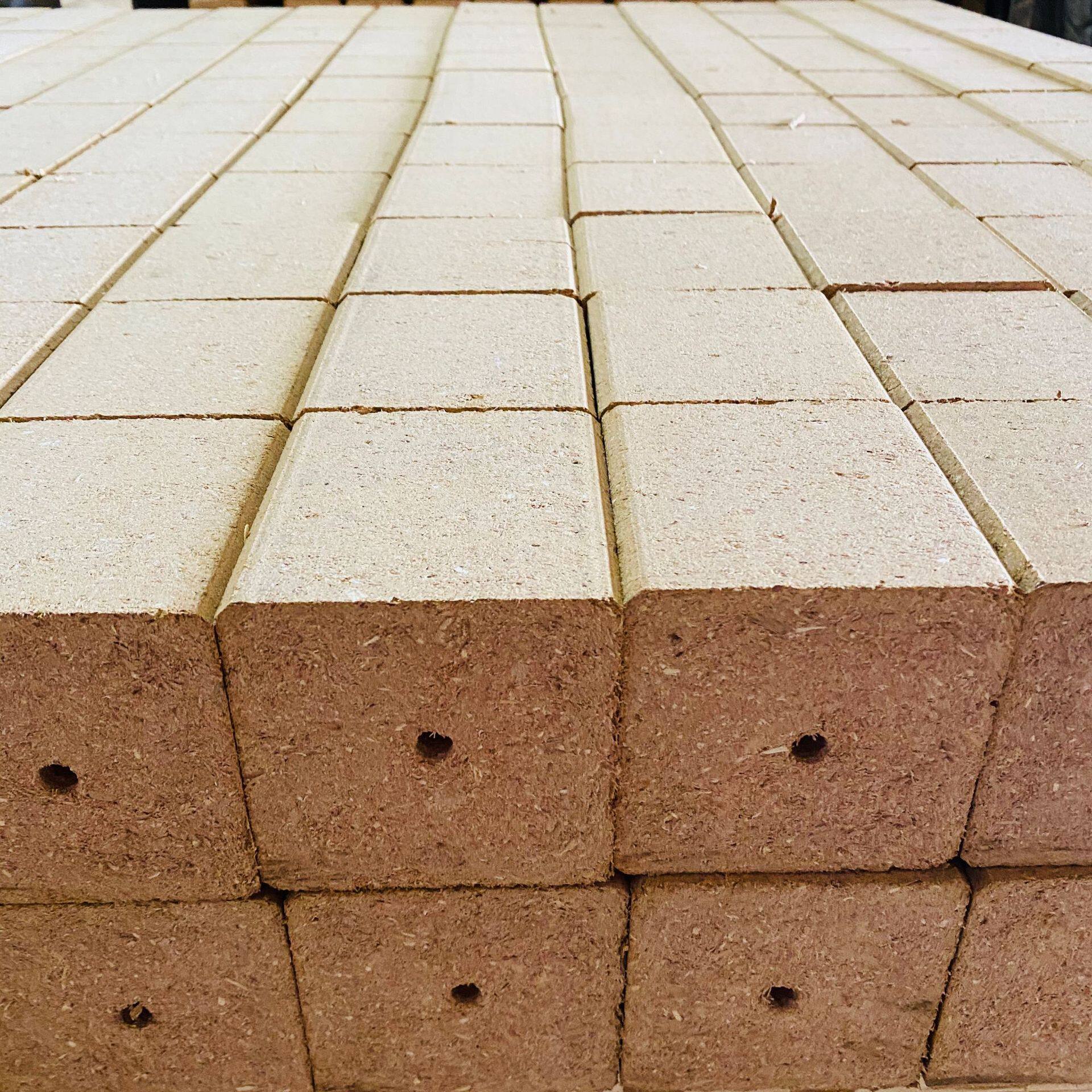 100*100*100木脚墩价格多层板木方厂家批发湖北荆门022