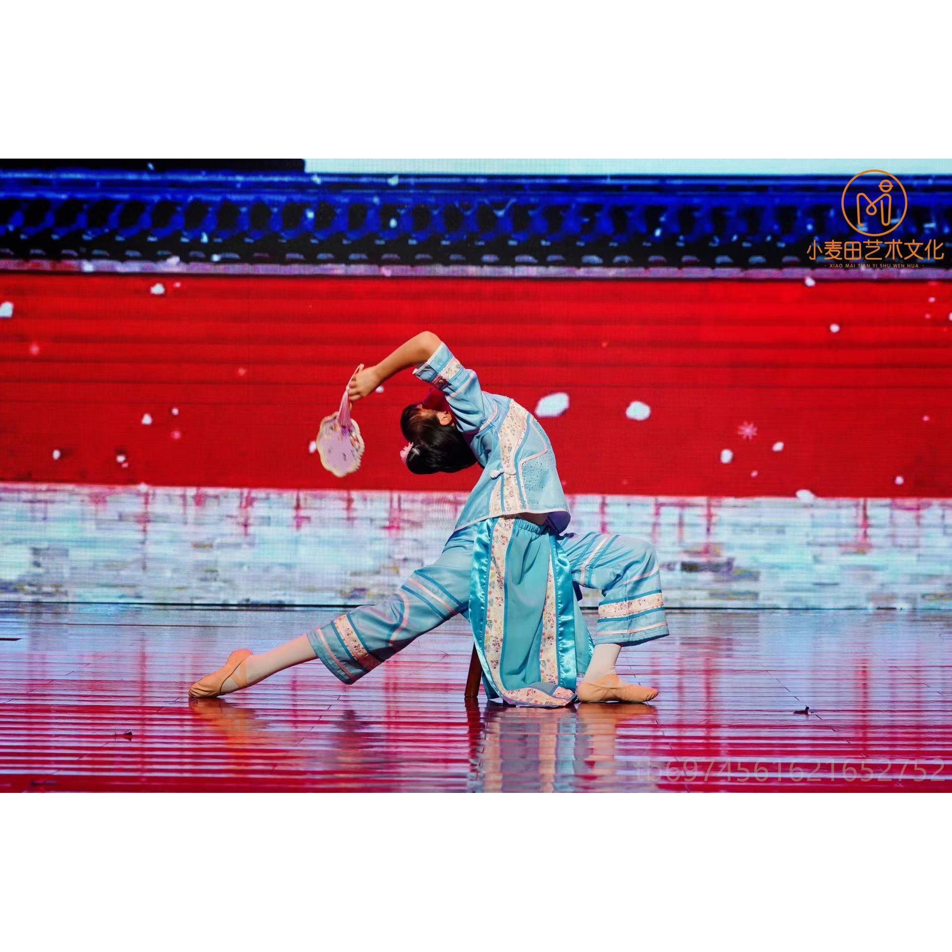 新款少儿原创剧目格古格格演出服儿童还珠格服装朝满清族服饰宫廷