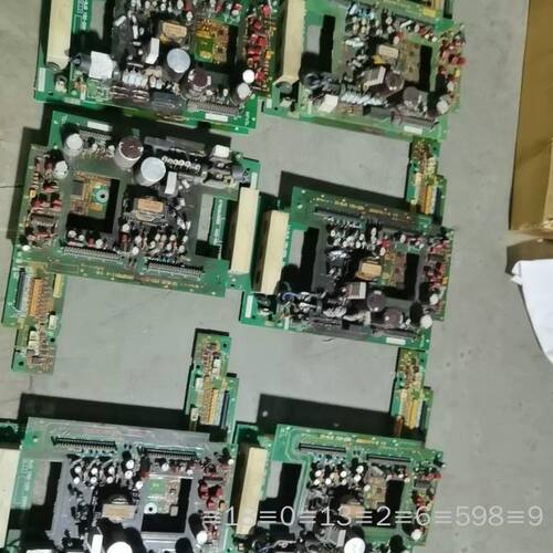 日立变频器 SJ300.驱动器 2B027011  2B02议价