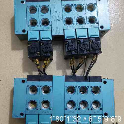 MAC电磁阀 811C-PM-611BA-126