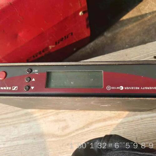 森海塞尔sennheiser ew100g2接机,通电正常