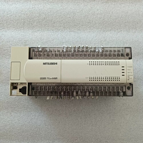 FX2N-64MR-001PLC，成色如图，需要的联议价