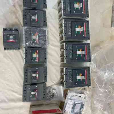 ABB 断路器：XT3S250 160A（2台）30-议价商品