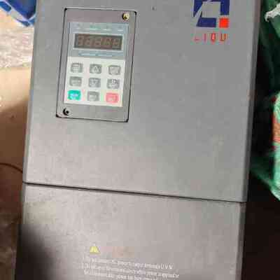 议价LIQU变频器AC 3PH 380v ，要的私聊维修