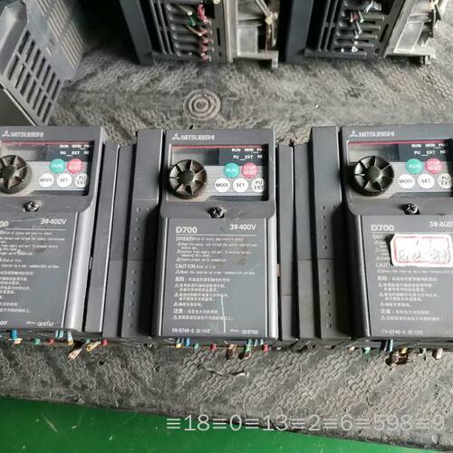 变频器D700系列2.2kw，议价