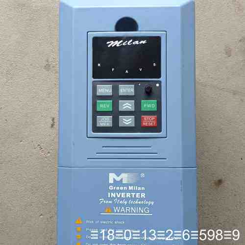 米兰变频器M5000-VS2.2G 2.2KW 220V 现议价
