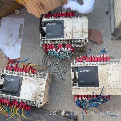 件PLC FX3GA-40MT-CM，功能完好，实物议价