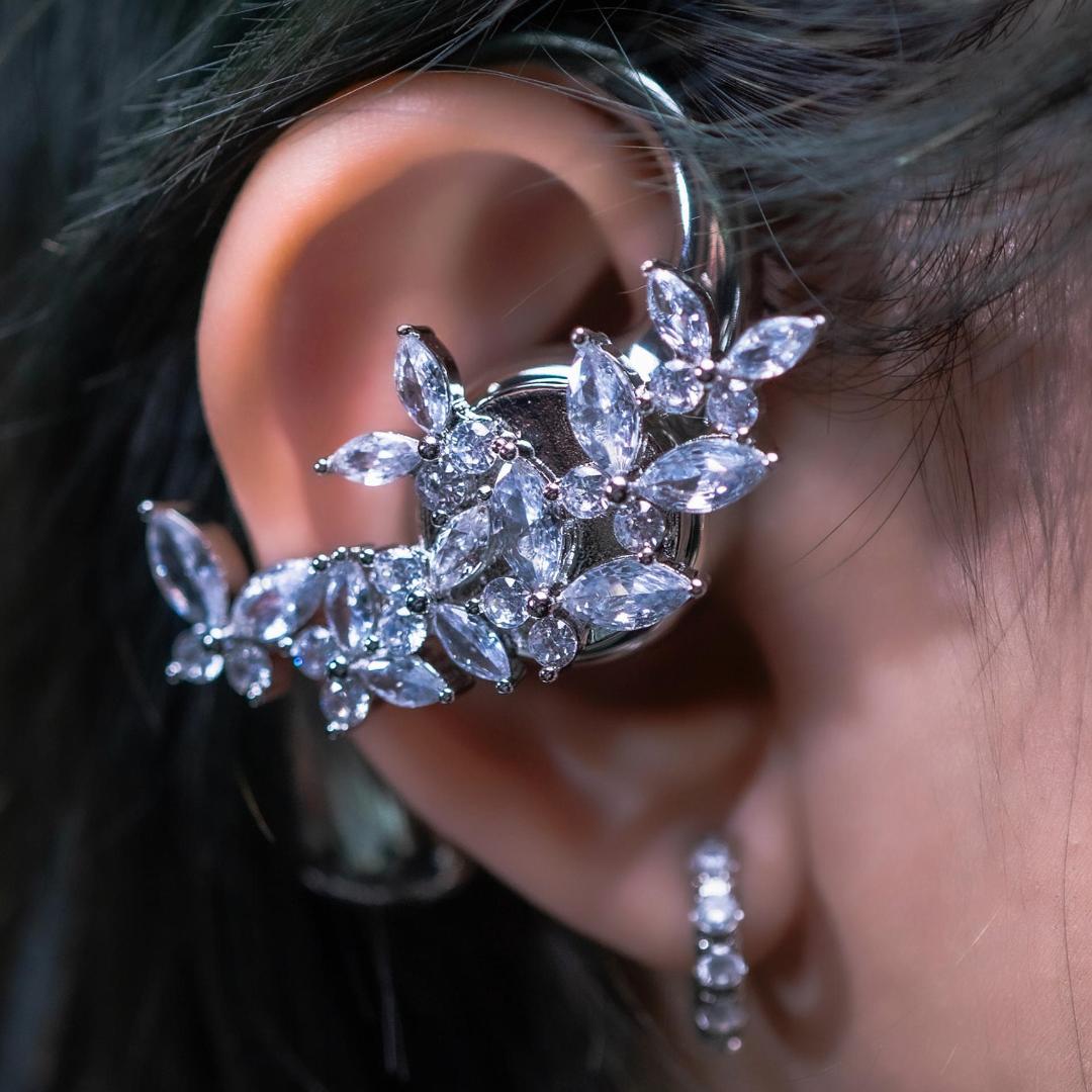 【挂耳耳机饰品】锆石四角星破茧