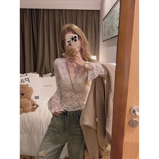 上衣 弹力收腰气质V领打底衫 超欲蕾丝衫 Yukiss