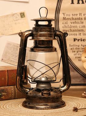 老式煤油灯户外露营燃油马灯手提照明复古怀旧摆件道具野营帐篷灯