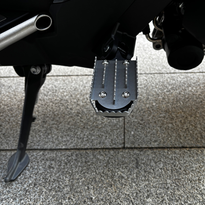 升仕368G后座保险杠防滑脚踏板
