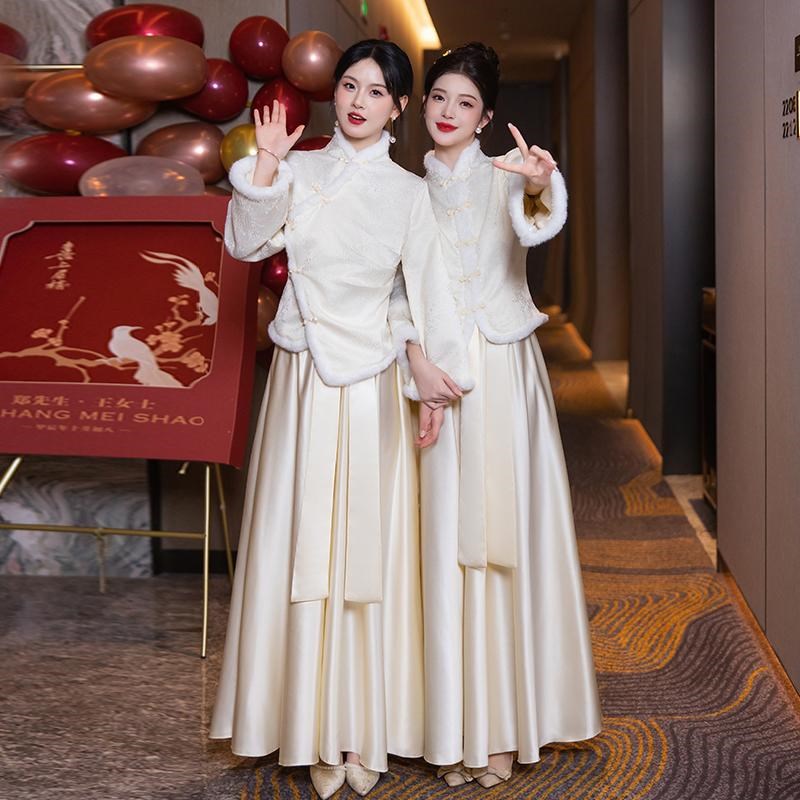 伴娘服秋冬装2024新款加厚保暖中式姐妹团礼服裙女高级感长袖冬季