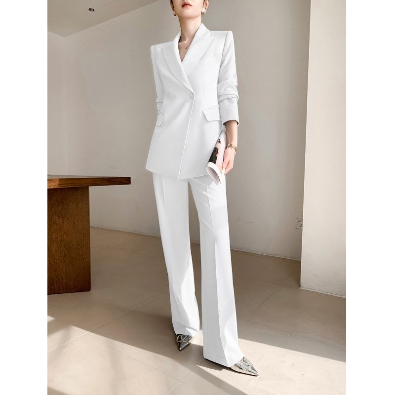白色休闲西装套装女春秋高级感职业正装气质时尚阔腿裤高端小西服