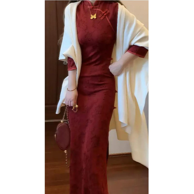 大码胖mm国风新中式红色旗袍连衣裙女秋冬复古高级感收腰显瘦长裙