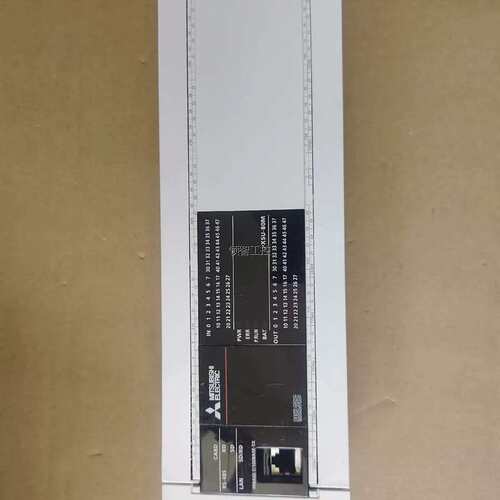 议价plc fx5u-80mt-es 功能正常 成色如图