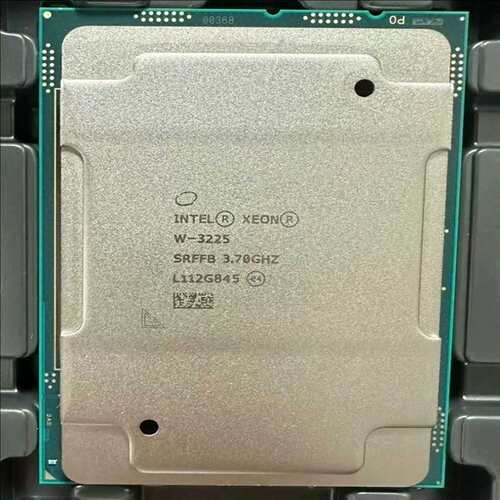 W-3225 正式版 3.7主频 8核心16执行绪 CPU 正适用